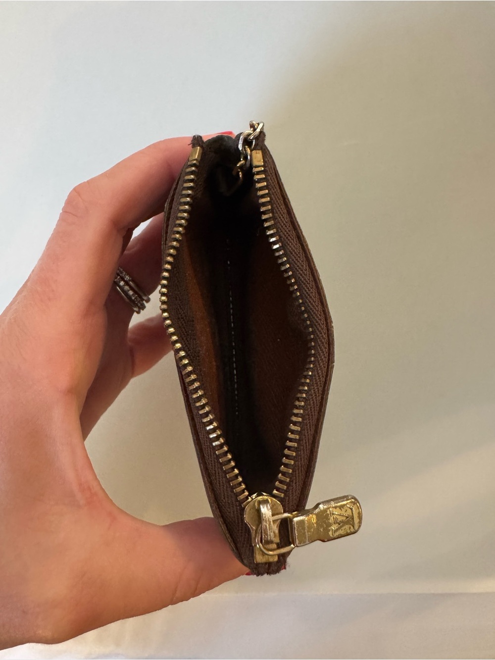 Louis Vuitton Key Pouch - Picture 3 of 4